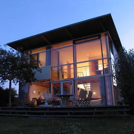 בית נופש Glashaus Direkt Am Mueritzufer