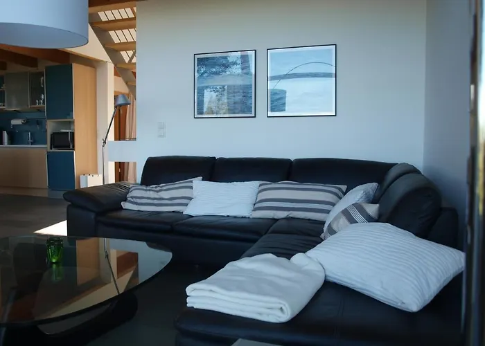 Glashaus Direkt Am Mueritzufer Zielow